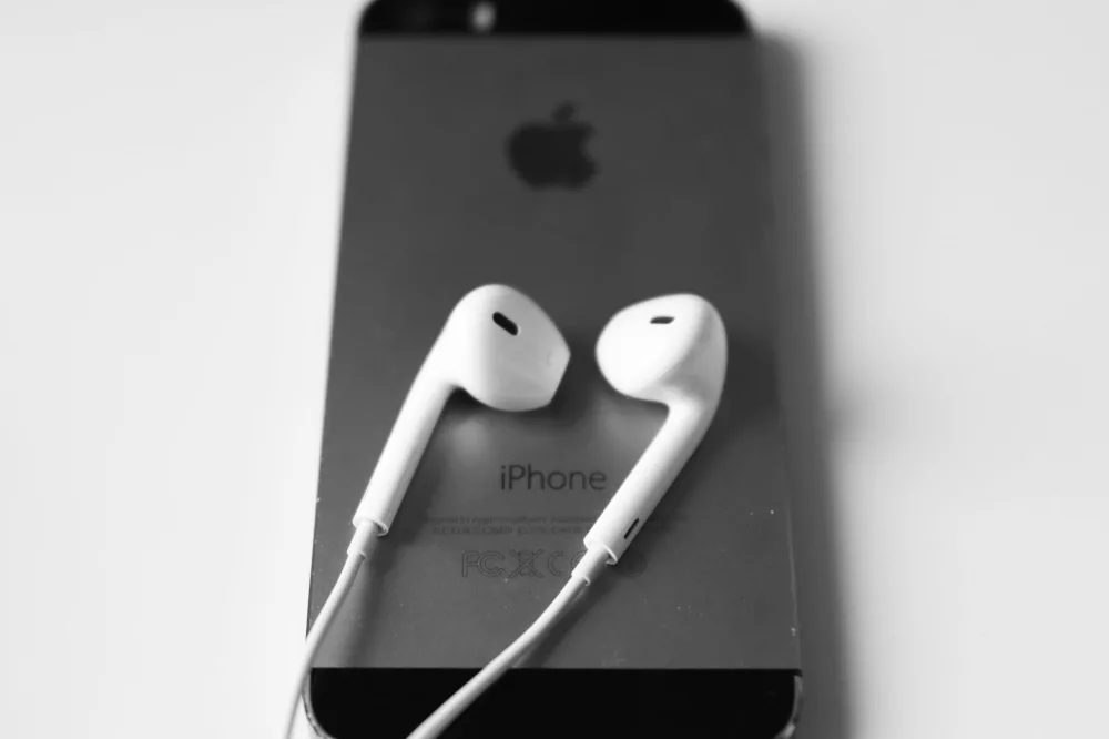 Unearthing a 'New' iPhone 5s: Your Guide to a Timeless Classic (or Clever Refurb)